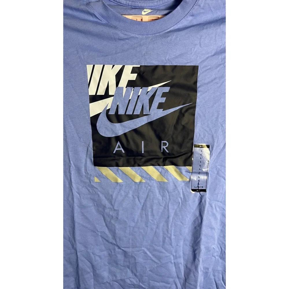 NWT Nike Air Mens Graphic T-Shirt Light‎ Blue Large